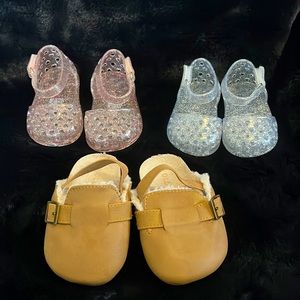 Baby Girls Old Navy Jellies and Slides